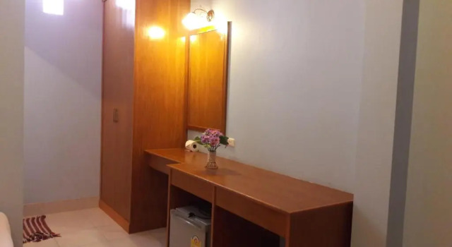 Четырёхместный номер Economy с балконом и с красивым видом из окна Sunsea Resort