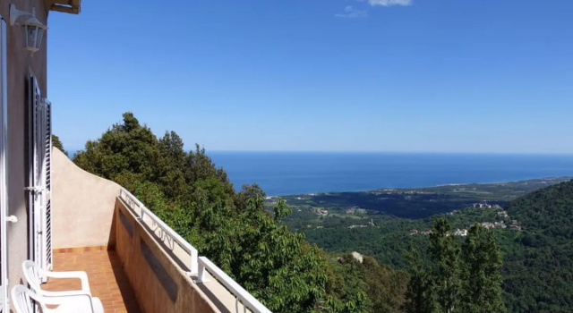 Filippi (CTN275), Забронировать Отель Червионе Upper Corsica