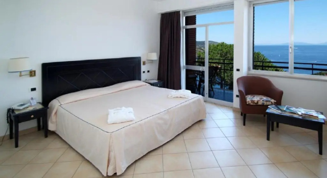 Номер Superior JR Resort Elba International