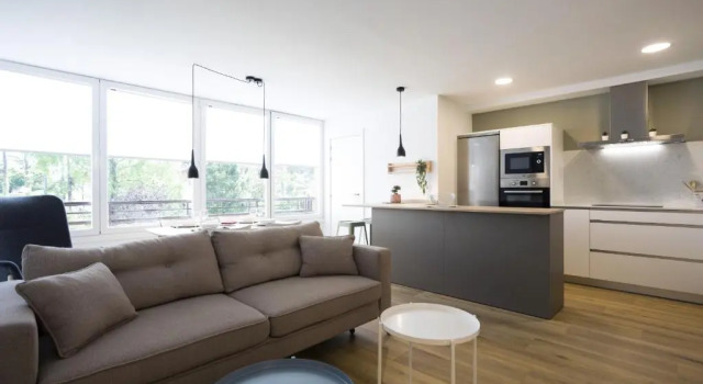 OLABIDE 2 by Smiling Rentals, Book Hotel Hondarribia 