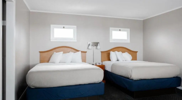Номер Deluxe Admiral Motel