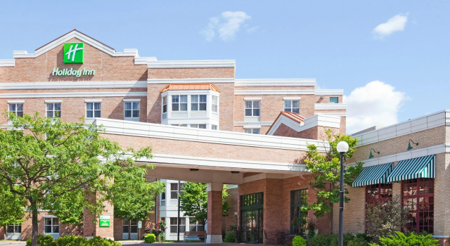 Holiday Inn & Suites Downtown La Crosse, Book Hotel Hoteller i La Crosse med pool, Swimmingpool