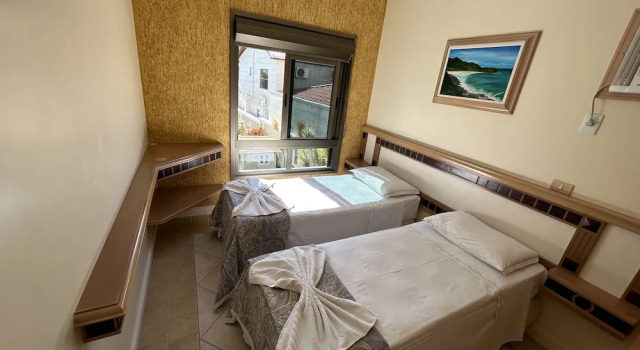 Апартаменты с 2 комнатами Golfinhos Apart Hotel