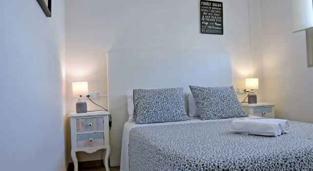Apt with Sea View & Pool 5, Забронировать Отель Лос-Ареналес-дель-Соль 