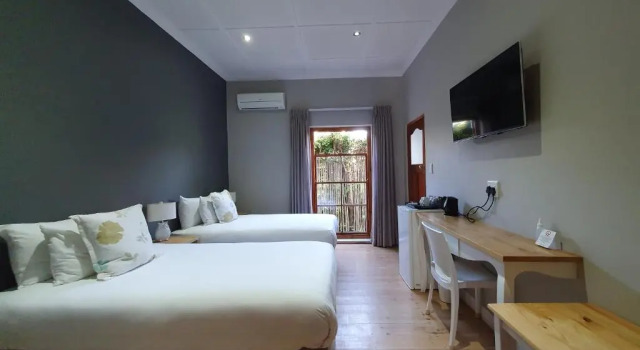 Номер Luxury Two Fat Owls Guesthouse