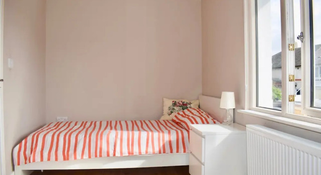 Charming 2 Bedroom House in Cabra, Prenota Casa vacanze Contea di Dublino 