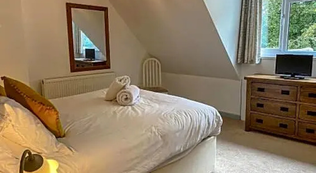 Springfields - Annex with two double bedrooms in a rural British village