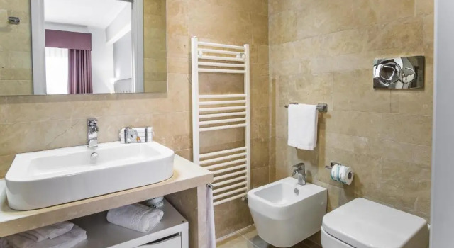 Трёхместный номер Netum Hotel
