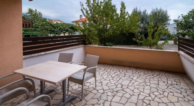Апартаменты Apartments Karabaić Krk