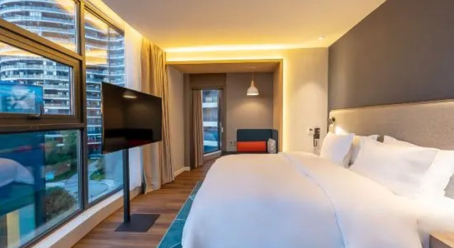 Люкс Deluxe Holiday Inn Express Yichang Riverside by IHG