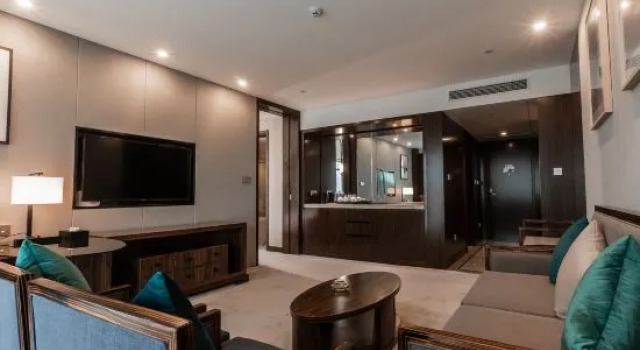 Люкс Four Seasons Yony Hotel