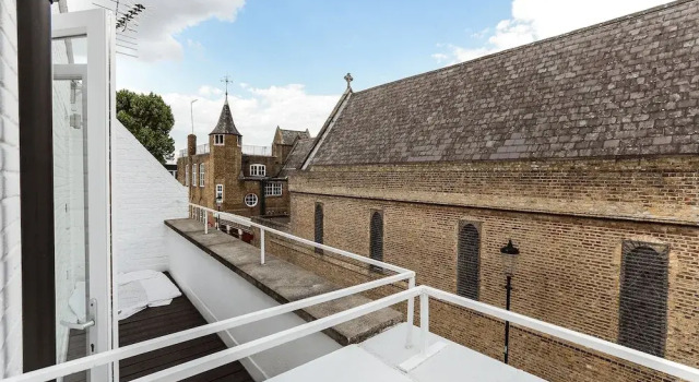 Sparkling 2 Bed Mews House, Забронировать Отель Кенсингтон и Челси Лондон, рядом с Ладброк Гров