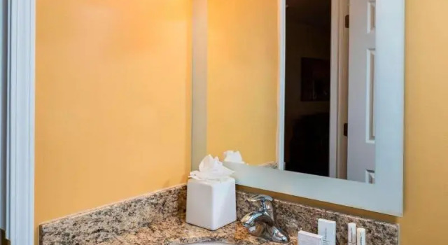 Четырёхместный люкс TownePlace Suites by Marriott Atlanta Kennesaw