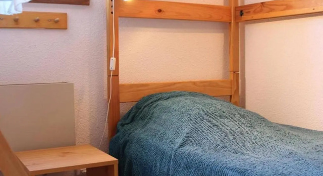 Maison Gruissan, 3 pièces, 4 personnes - FR-1-229-550, Book Hotel Hoteller i Corbières med parkering, Parkering