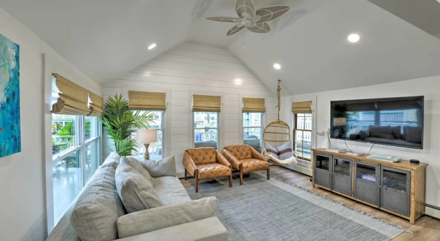 Апартаменты Ocean Grove Apt. w/ Balcony: 1 Block to the Beach!
