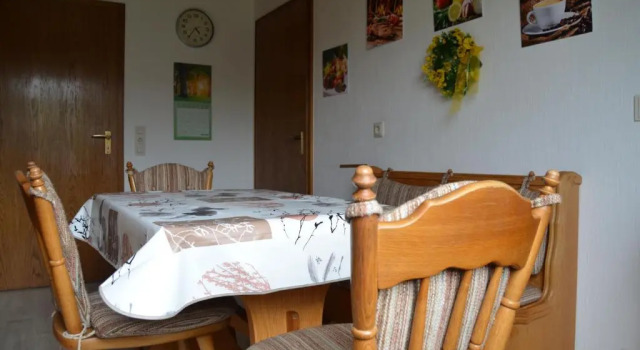Ferienhaus Margaretha, Boek Hotel Hallschlag Vulkan Eifel