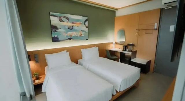 Superior Twin room with balcony Jiro Hotel