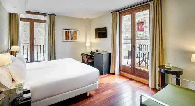 Двухместный номер Premium Sercotel Puerta de la Catedral
