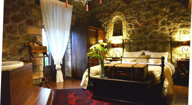 Коттедж Nymfes Guesthouse
