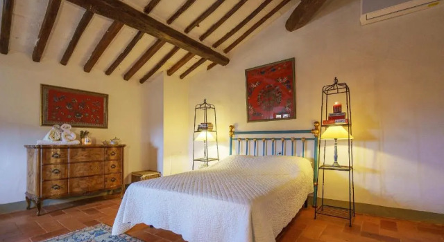 Fattoria di Piantravigne Villa Storica del 600, Book Villa Cottages in Valdarno, Cottage