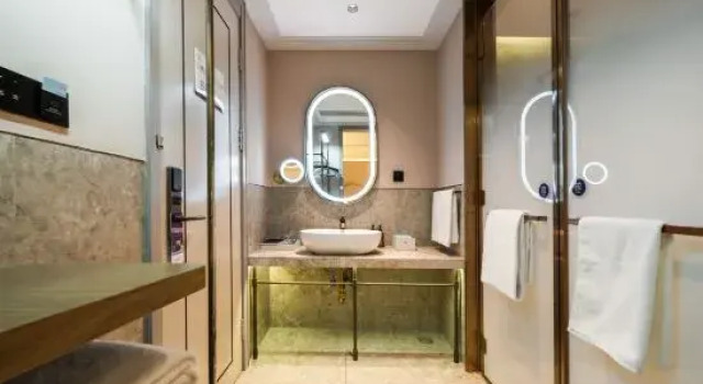 Капсула Mercure Qingdao Downtown
