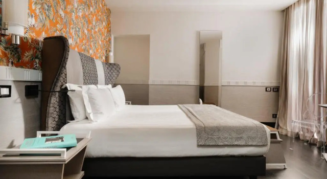 Трёхместный номер Deluxe Unica Suites Rome