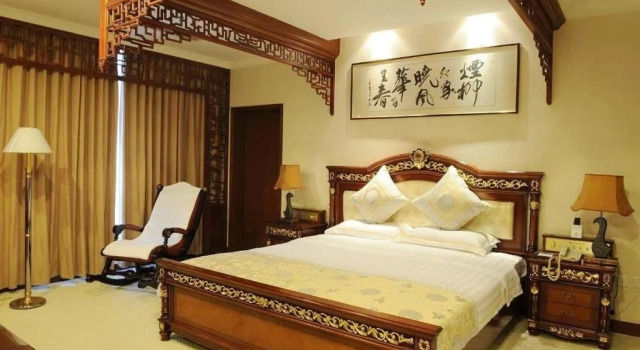 Qinhuangdao Great Wall Hotel, Prenota Hotel Qinhuangdao Hebei