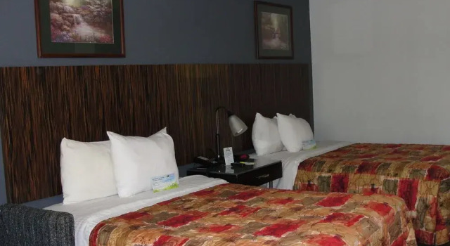 Days Inn Benton, Boek Hotel Hotels in Missouri met zwembad, Zwembad