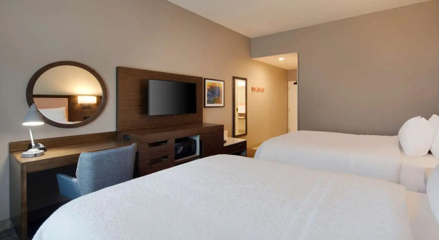 Четырёхместный номер Standard Hampton Inn Santa Cruz West, Ca