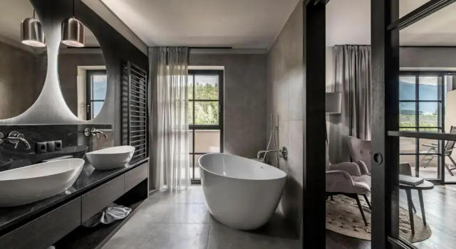 Полулюкс с балконом Hotel Seehof Nature Retreat