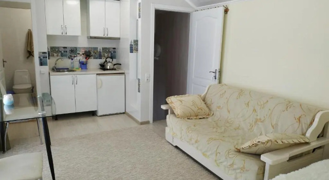 Студия с видом на бассейн Guest House Butterfly Wing