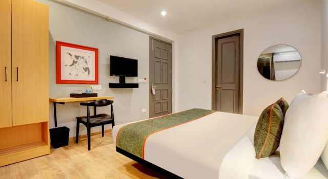 OYO Townhouse 219, Sector 49, Gurgaon