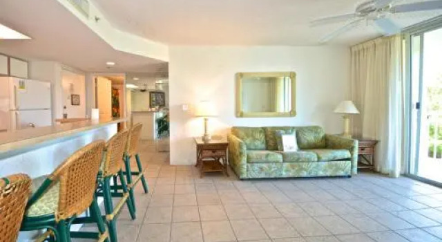 Sunrise Suites Grenada Suite #209, Забронировать Отель Ки-Уэст Национальный парк Dry Tortugas, рядом с Key West Tropical Forest and Botanical Garden