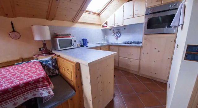 2 Bedrooms Attic Apartment Chalet Alfonz