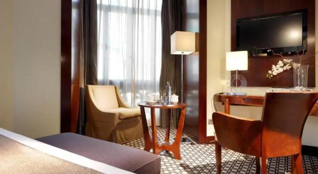 Двухместный номер Deluxe Eurostars Gran Via
