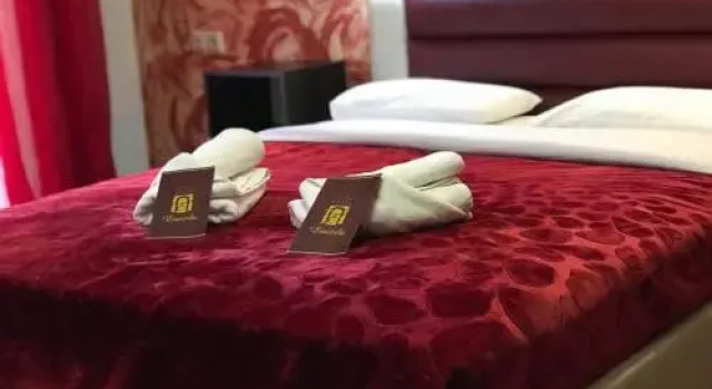Elegant Epavlis, Book Hotel Drama Macedonia