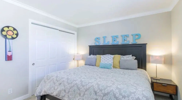 Gulf Shore Condo #301 - 2 Br condo by RedAwning, Book Lejlighed Destin Emerald Coast