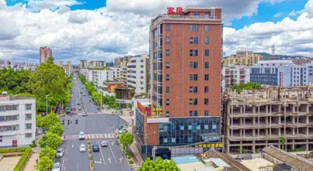 Jieyang Joy Light Luxury Hotel, Boek Hotel Hotels in Guangdong met parkeren, Parkeren