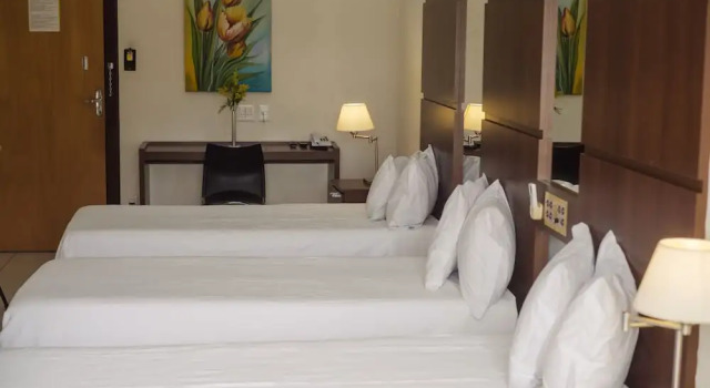 Трёхместный номер Deluxe Ibituruna Center Hotel