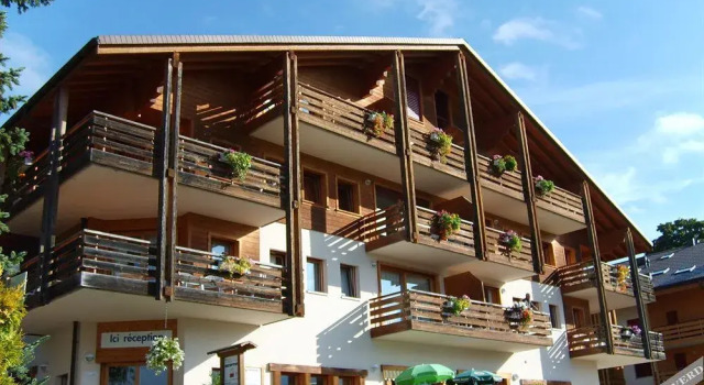 Résidence Castel Club Leysin Parc, Rezerwuj Ośrodek wypoczynkowy Hotele w Vaud z basenem, Basen