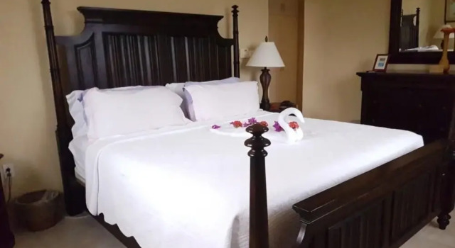 25% Deposit, Book With Confidence, Relaxed Cancellation Policy, Please Inquire for Details!