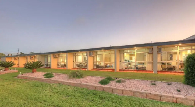 Люкс Atherton Motel
