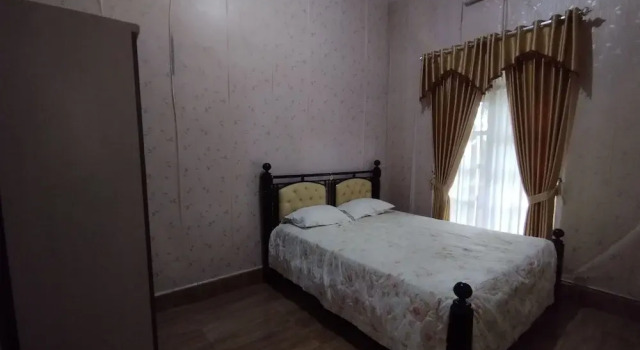 Номер Deluxe Hotel O Homestay Bonjeruk Near Restoran Pawon 21 Bonjeruk