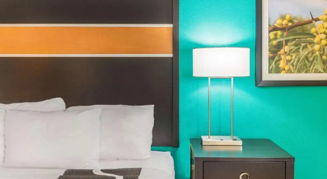 Двухместный номер Executive La Quinta by Wyndham Carlsbad
