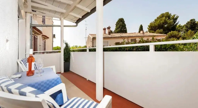 Студия Apartments Valdibora