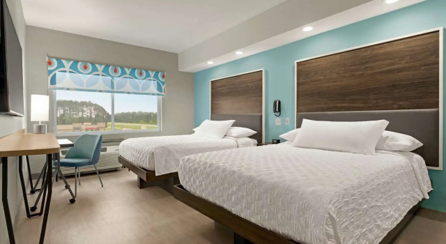 Номер Standard Tru By Hilton Florence I-95