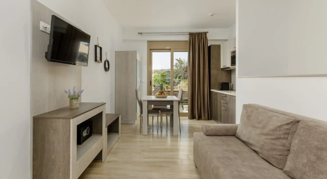 Апартаменты Aria Garden Suites
