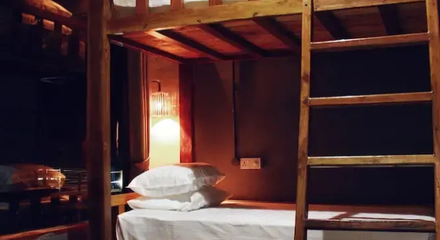 Cama en dormitorio compartido Demoso Lodge - Hostel