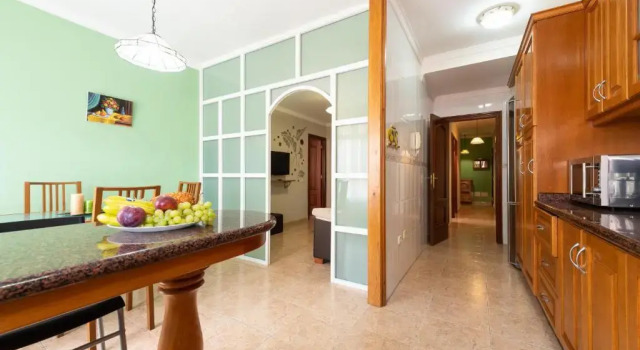 Spacious 3BR 5 min Walk to Las Canteras - Parking, Prenota Hotel Las Palmas de Gran Canaria Gran Canaria