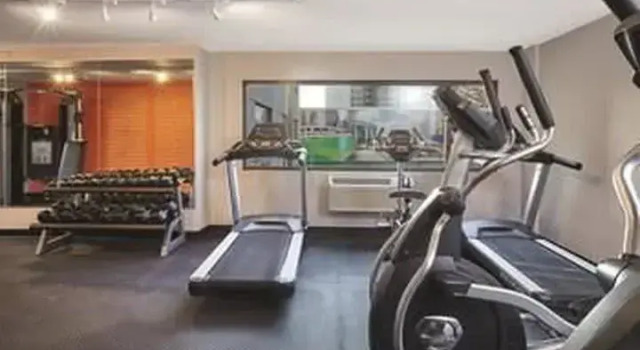 Номер Deluxe La Quinta Inn & Suites by Wyndham Chicago - Lake Shore